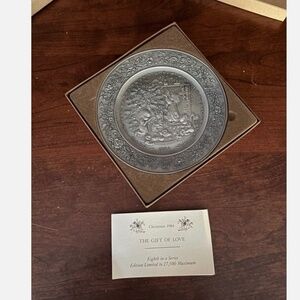 Little Gallery Hallmark 6" Pewter Plate Gift Of Love 8th in a Series 1984 in box